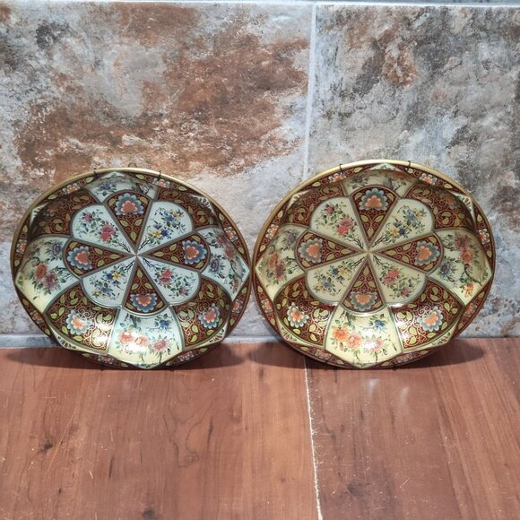 Vintage Pair of Daher England Floral Gilt Metal Gallery Tray Wall Hanging Decor - Picture 3 of 11